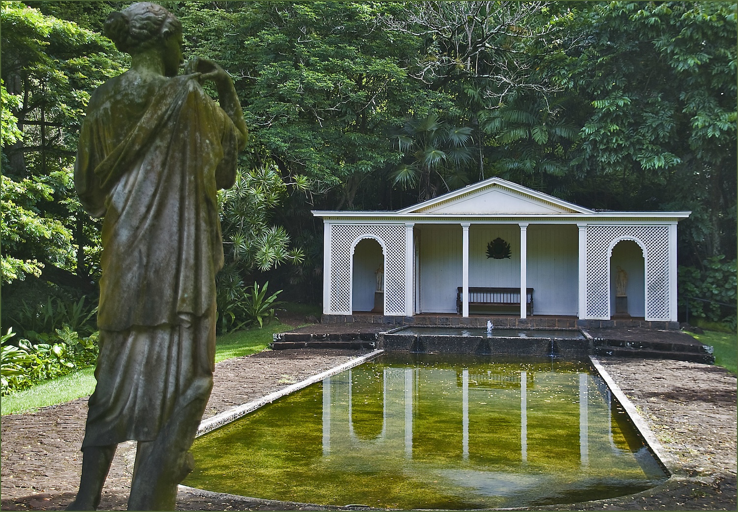 Diana Garden Room, Allerton Tropical Botanical Garden - Ron Cogswell